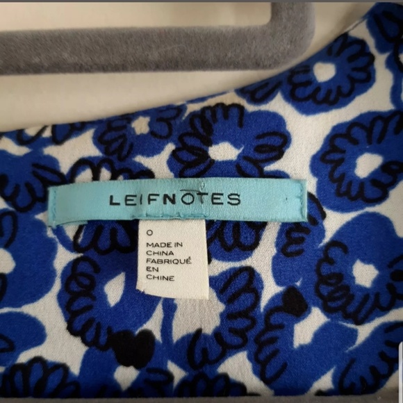 🦋 Leifnotes Anthro Sweetheart neckline Blue Floral Romper size 0 - Picture 6 of 7